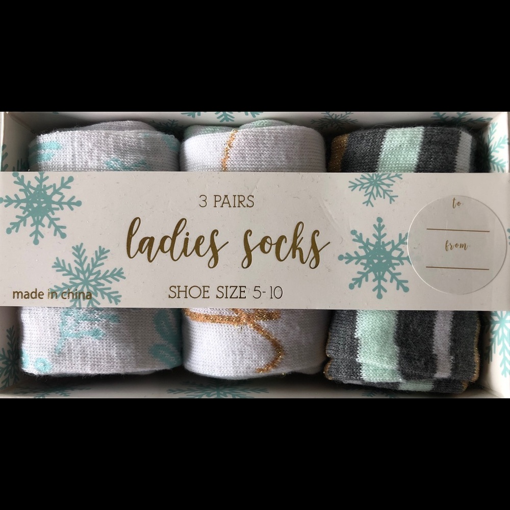 Brand New 3 Pairs Ladies Super Cute Socks